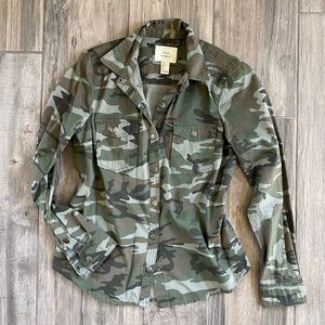 Forever 21 shirt sz Small